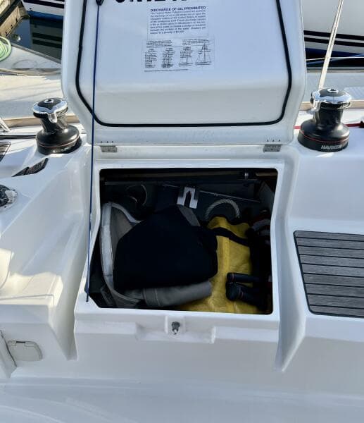 2013 Jeanneau 379