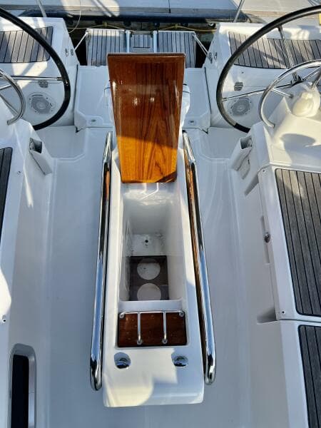 2013 Jeanneau 379