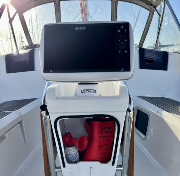 2013 Jeanneau 379