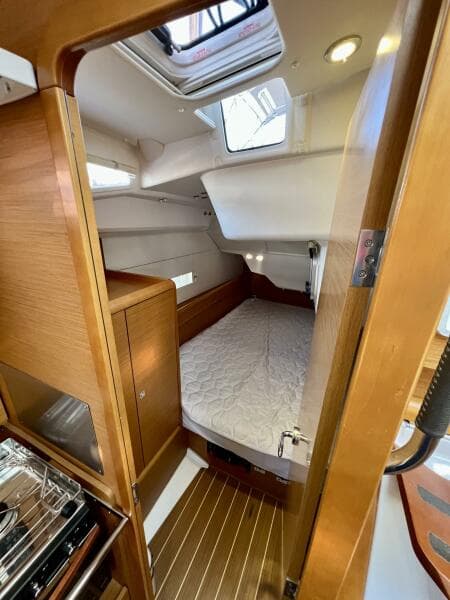 2013 Jeanneau 379