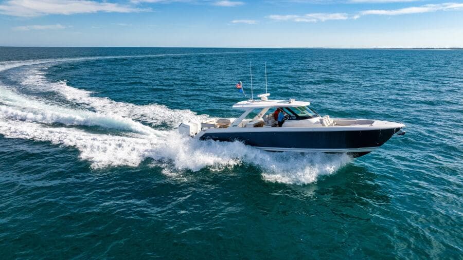 2022 Tiara Yachts 43 LS