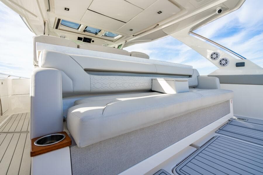 2022 Tiara Yachts 43 LS