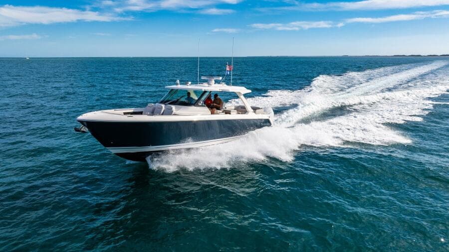 2022 Tiara Yachts 43 LS