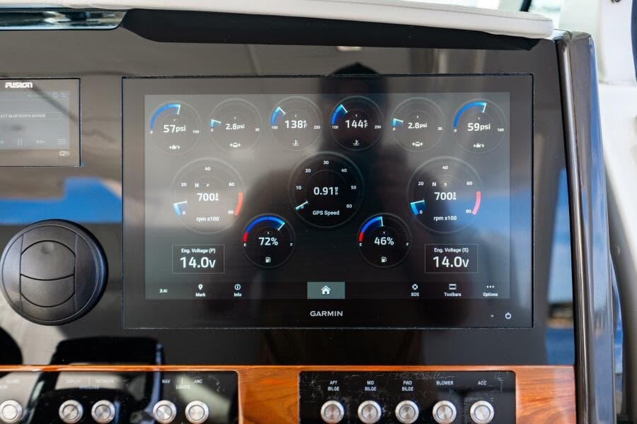 2022 Tiara Yachts 43 LS