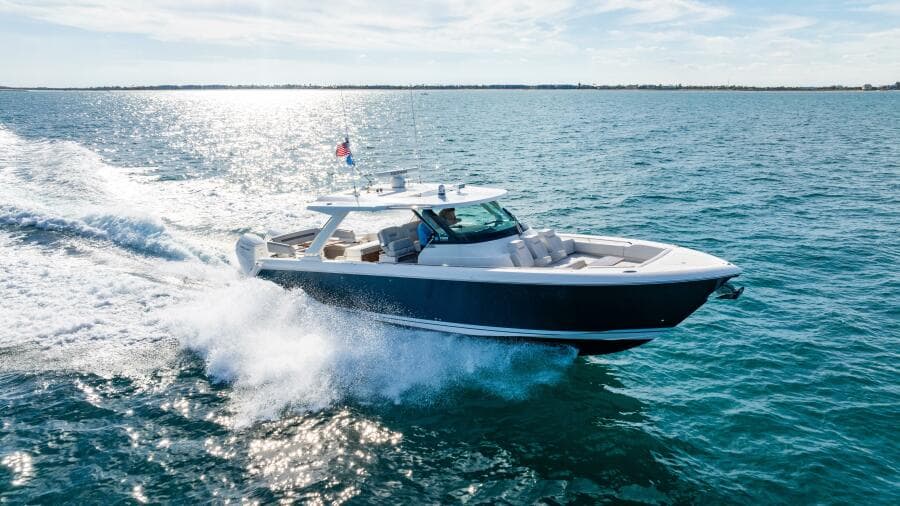 2022 Tiara Yachts 43 LS