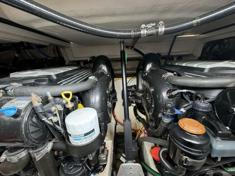 2018 Monterey 335 SY
