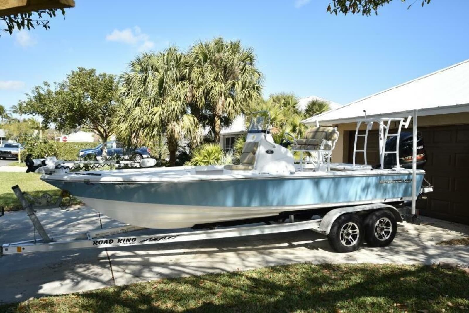 2018 Sportsman Tournament 214 Bay Boat