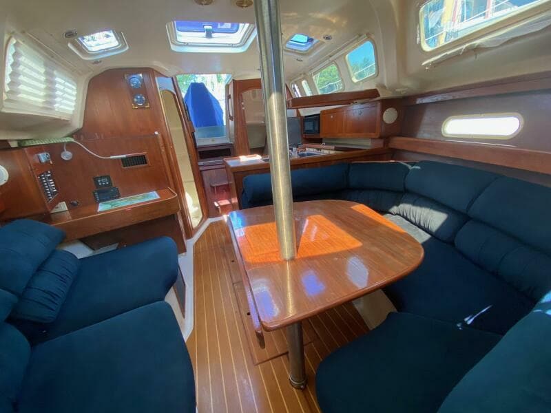 2001 Hunter 340