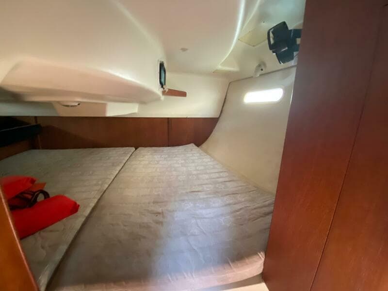 2001 Hunter 340