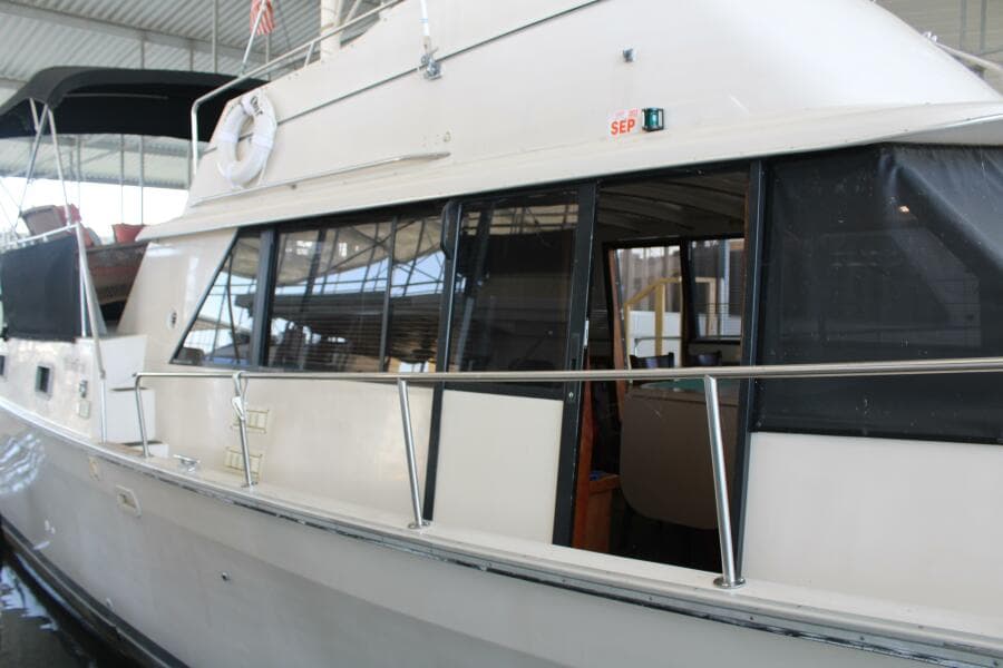 1986 Mainship 40' Double Cabin