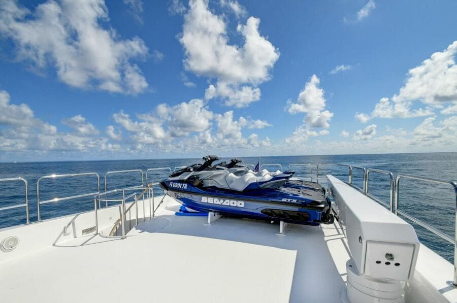 Flybridge (Jet Skis Not Included)