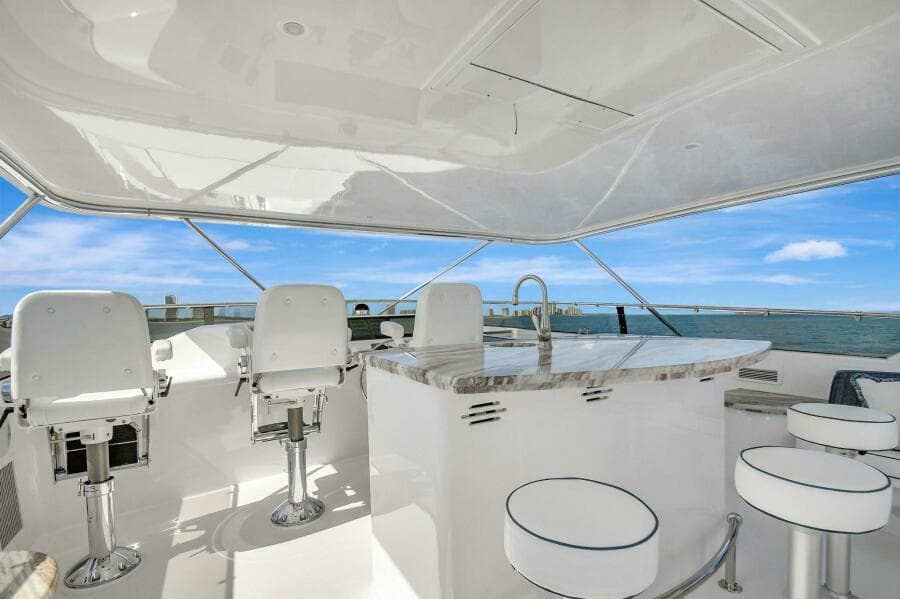 Flybridge Bar