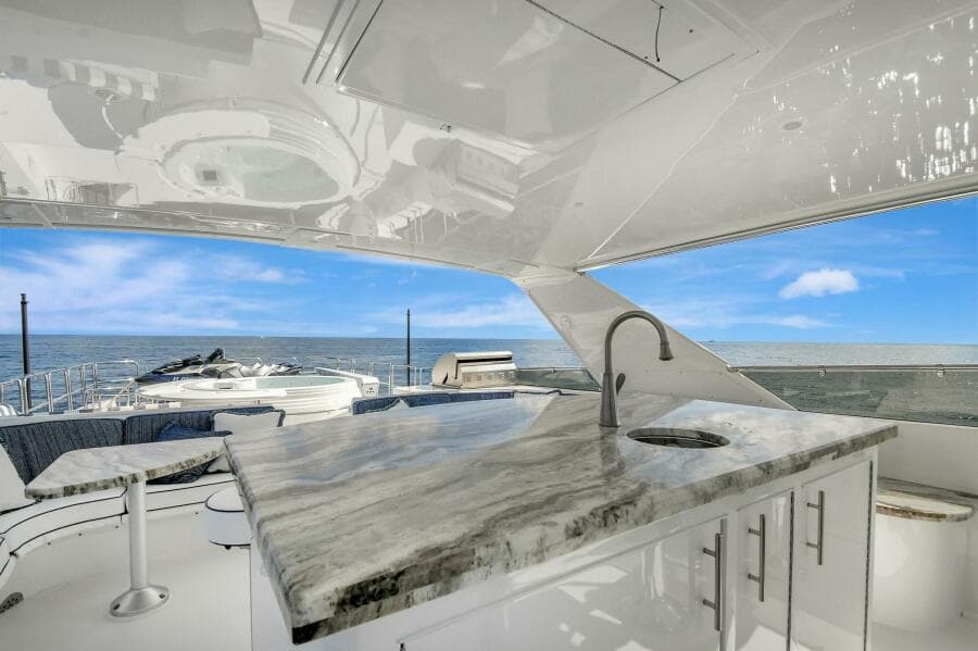Flybridge Bar 