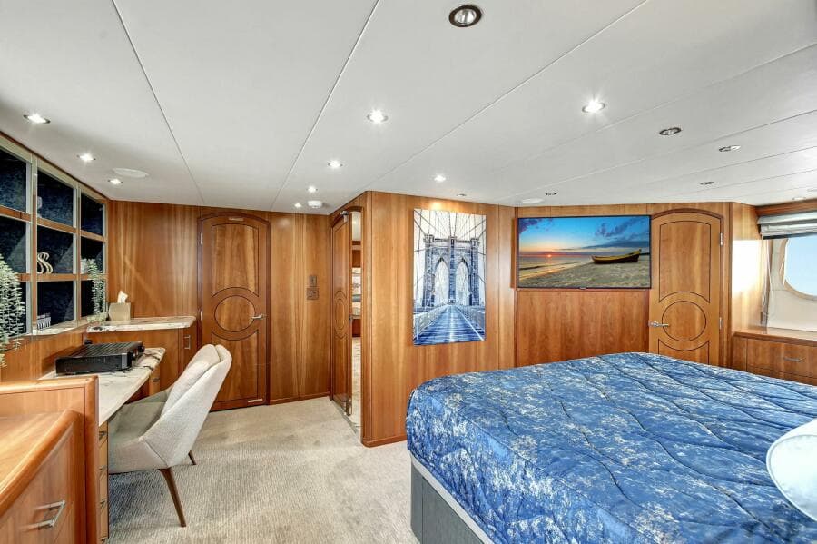Lower Deck Midship Master Stateroom 02