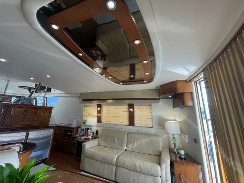 2006 Carver 56 VOYAGER