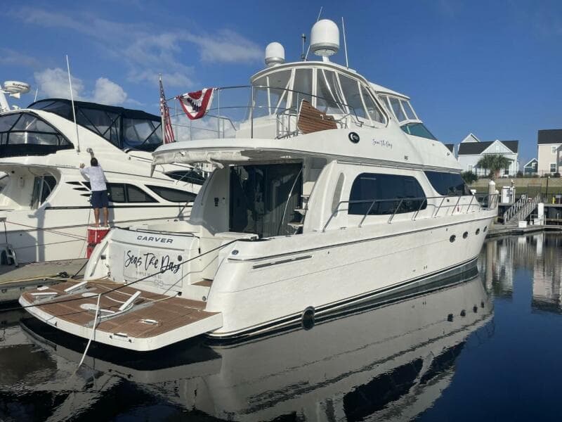 2006 Carver 56 VOYAGER