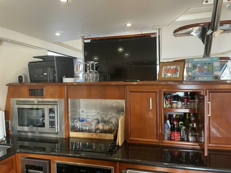 2006 Carver 56 VOYAGER