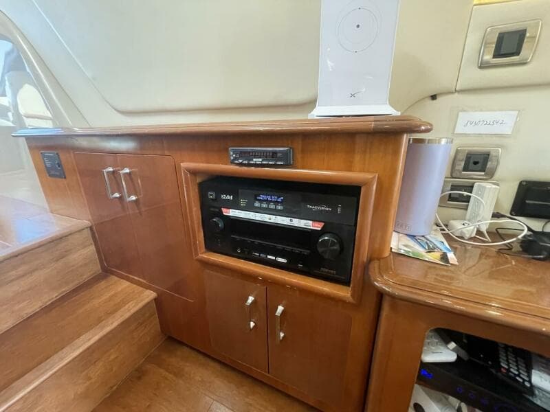 2006 Carver 56 VOYAGER