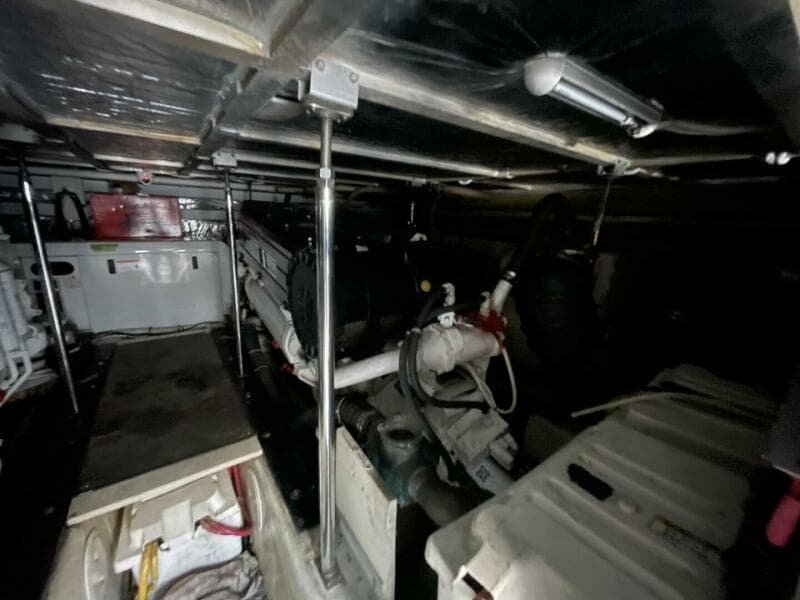 2006 Carver 56 VOYAGER