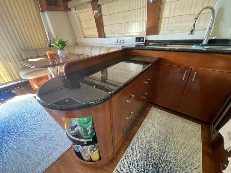 2006 Carver 56 VOYAGER