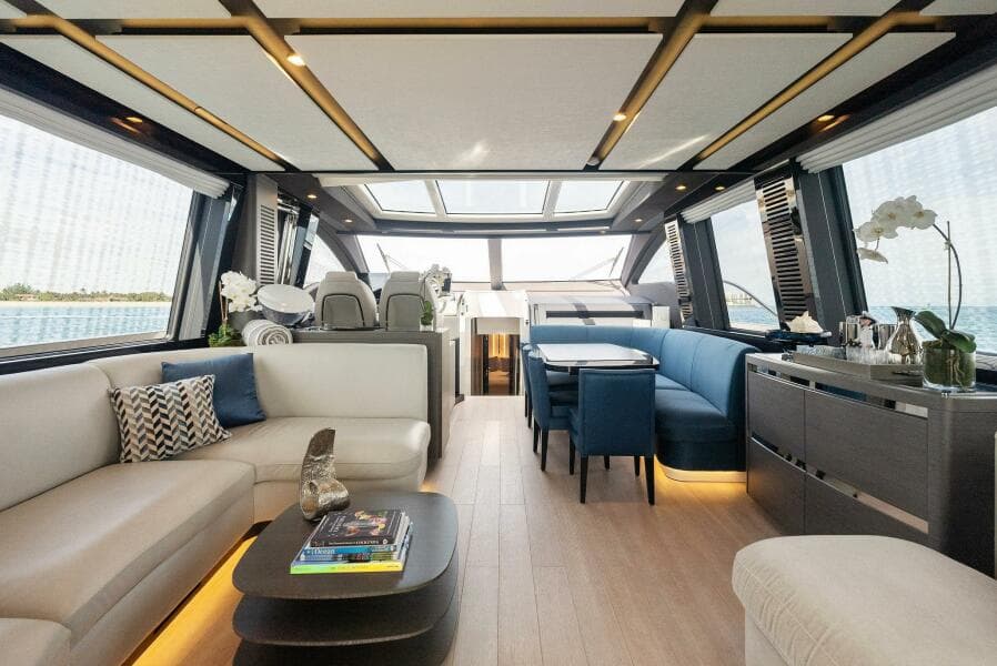 2022 Azimut S8