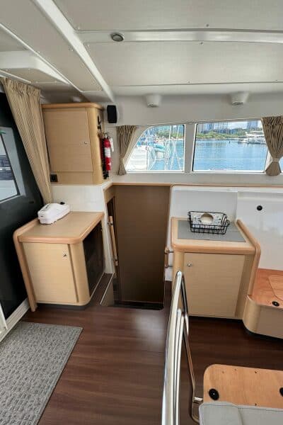 2010-lagoon-440-sail-9322643-20240529095116037-1_XLARGE.jpg