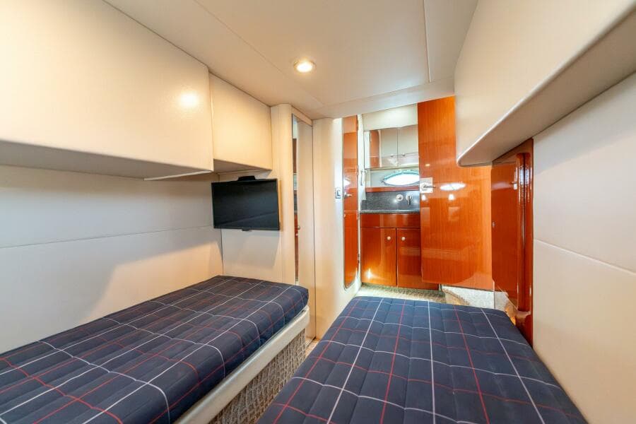 2007 Formula 45 Yacht