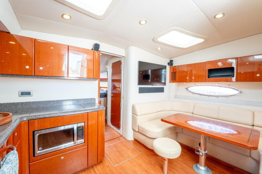 2007 Formula 45 Yacht