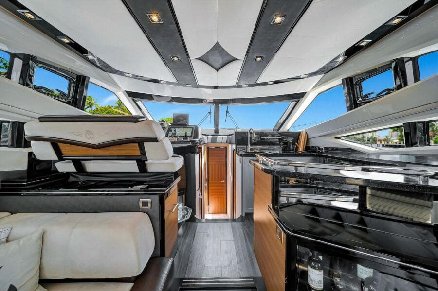 2011 Marquis 