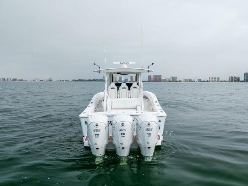 2023 Regulator 37