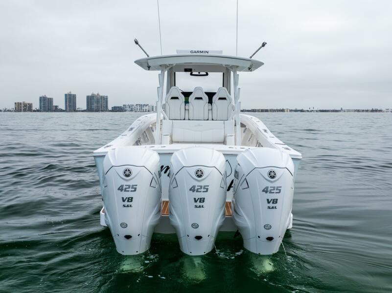2023 Regulator 37