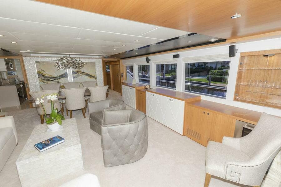 Salon Starboard Side
