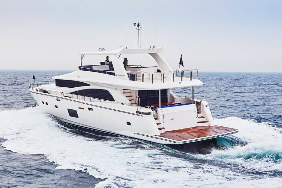 Stern shot