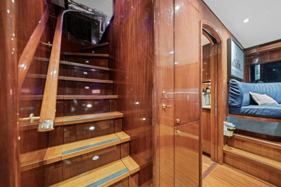2006 Cheoy Lee Motoryacht