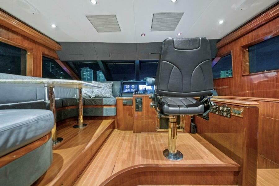 2006 Cheoy Lee Motoryacht