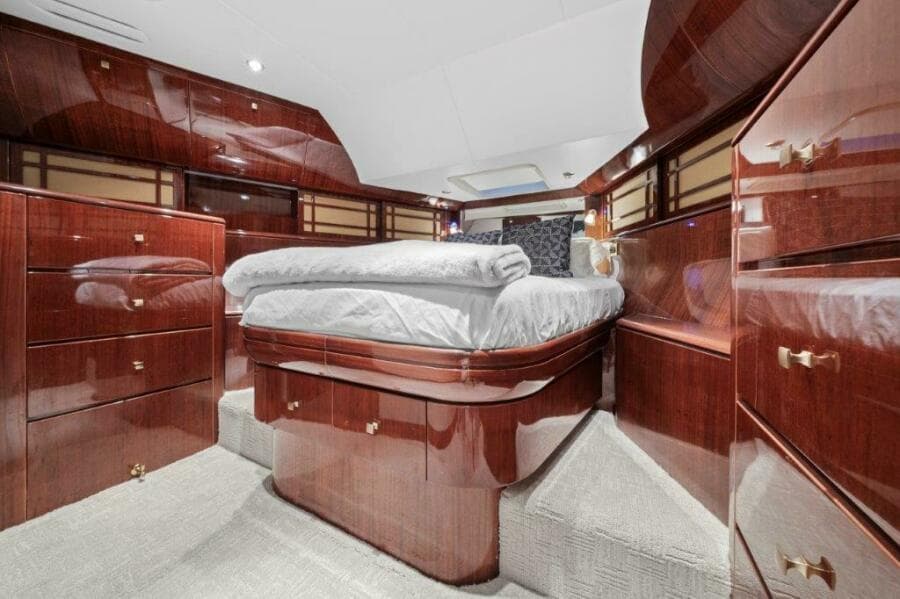 2006 Cheoy Lee Motoryacht