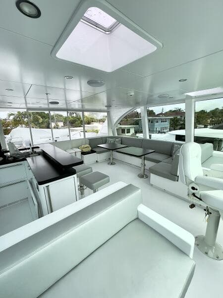 2021 Hargrave Skylounge Flush Deck