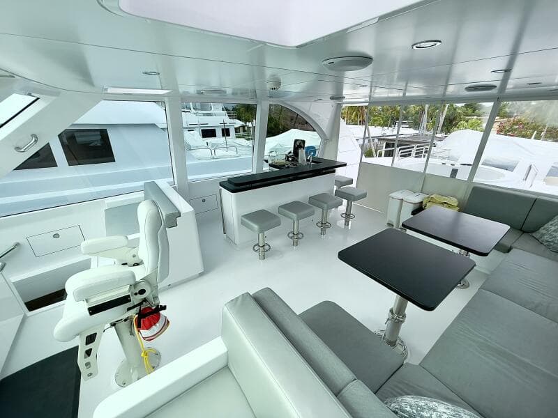 2021 Hargrave Skylounge Flush Deck