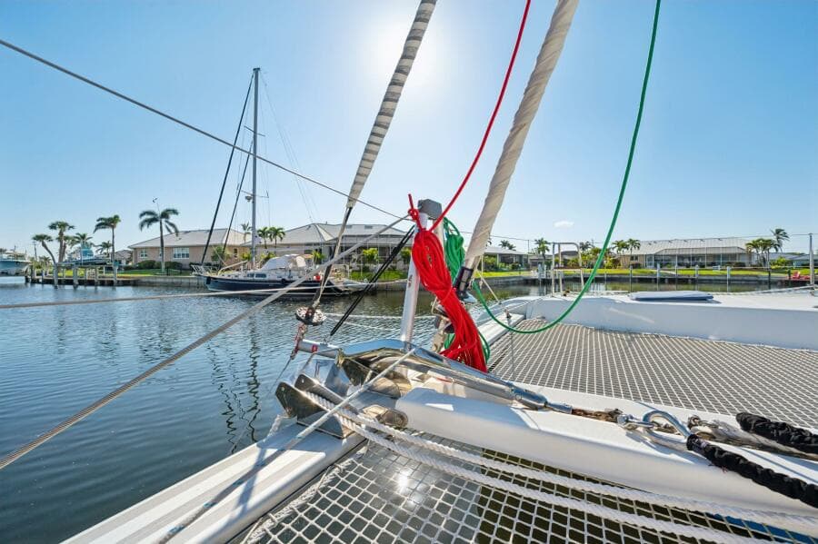 2019-lagoon-42-sail-9680095-20250213052907462-1_XLARGE.jpg