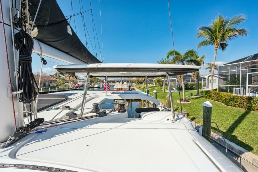 2019-lagoon-42-sail-9680095-20250213052921577-1_XLARGE.jpg