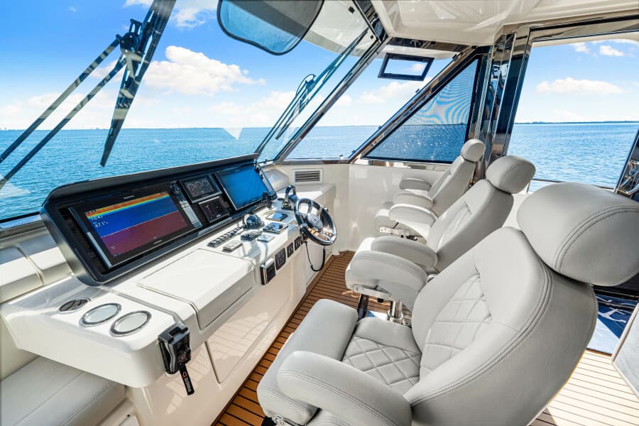 2022 Aquila 54 Yacht