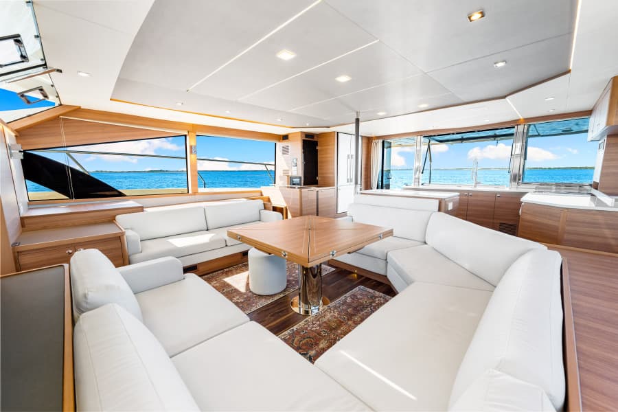 2022 Aquila 54 Yacht