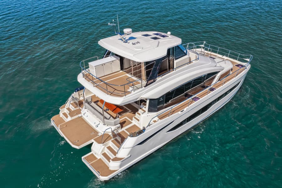 2022 Aquila 54 Yacht