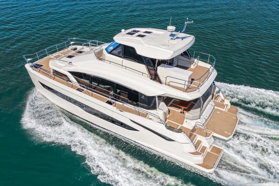 2022 Aquila 54 Yacht