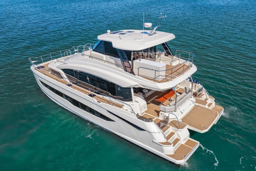 2022 Aquila 54 Yacht