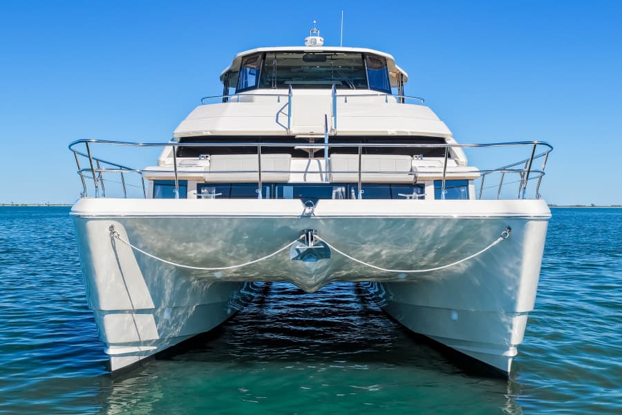 2022 Aquila 54 Yacht