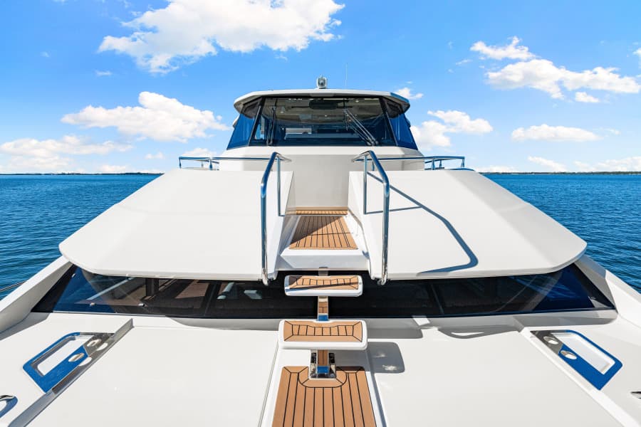 2022 Aquila 54 Yacht
