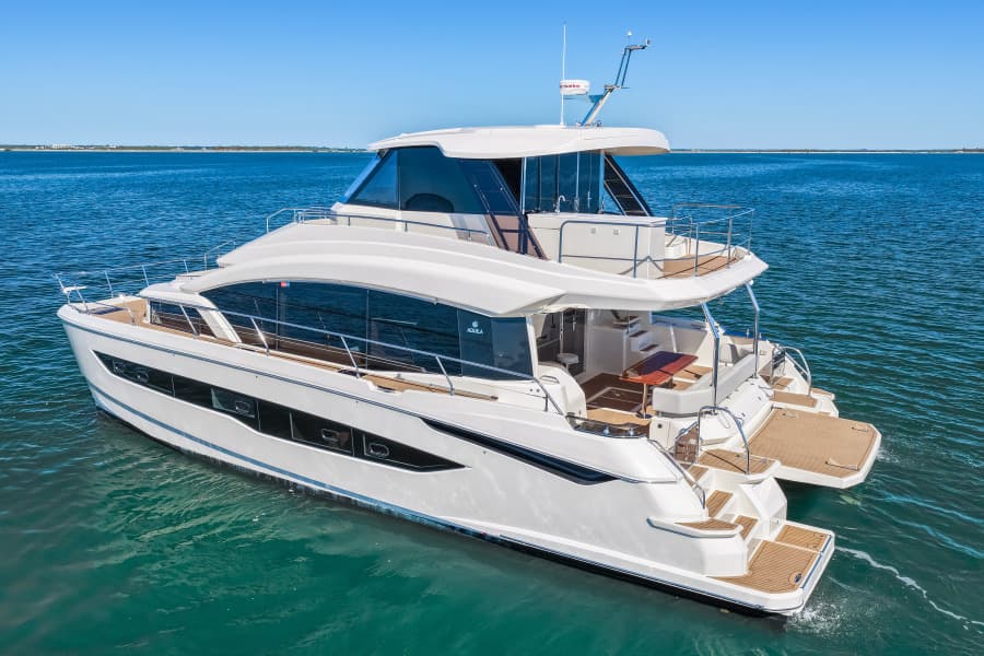 2022 Aquila 54 Yacht