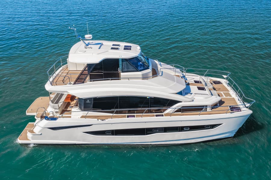 2022 Aquila 54 Yacht