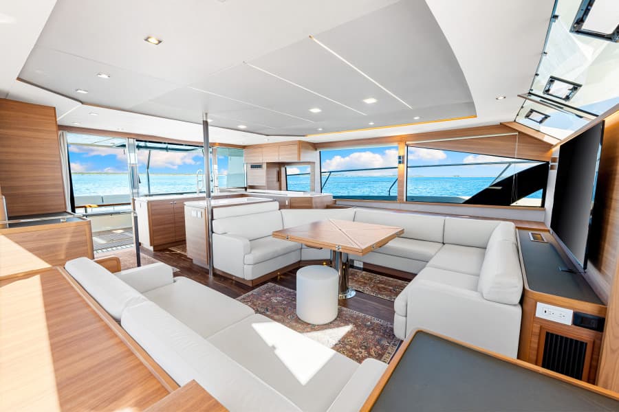 2022 Aquila 54 Yacht